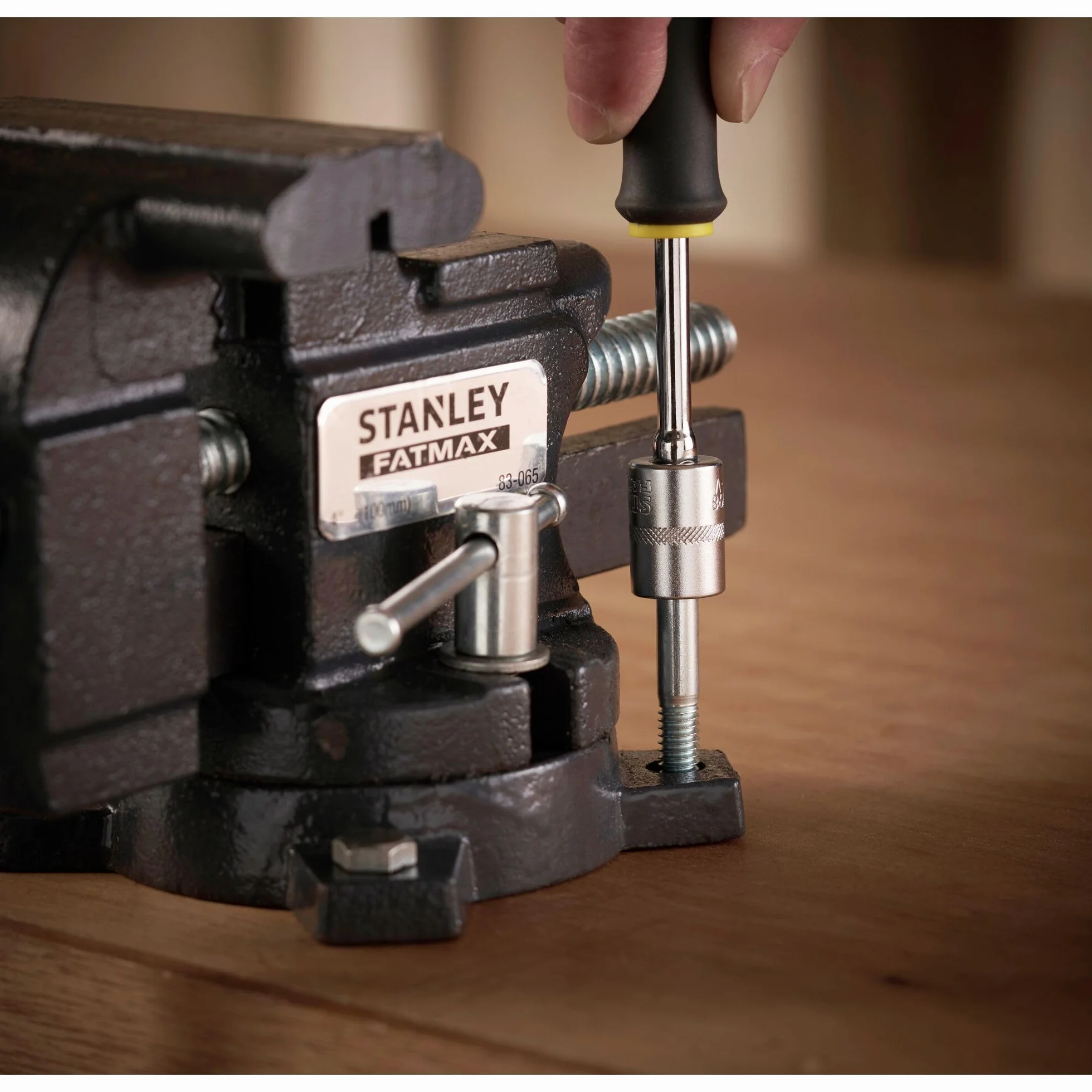 STANLEY MORSA PER USO LEGGERO 110 MM, 1-83-065