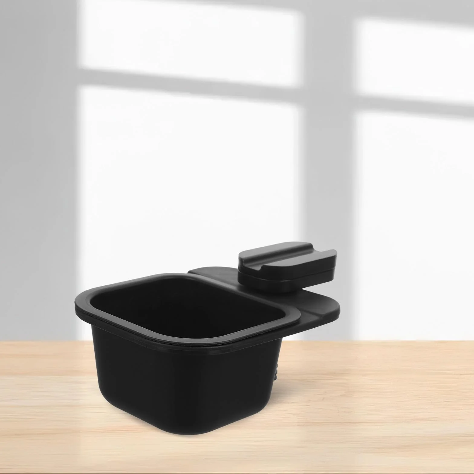 CALLARON Cestino Spazzatura da Tavolo Rotante in Abs Nero Design Semplice e Morsetto Versatile per Cucina e Ufficio, Contenitore Compatto per Rifiuti Domestici