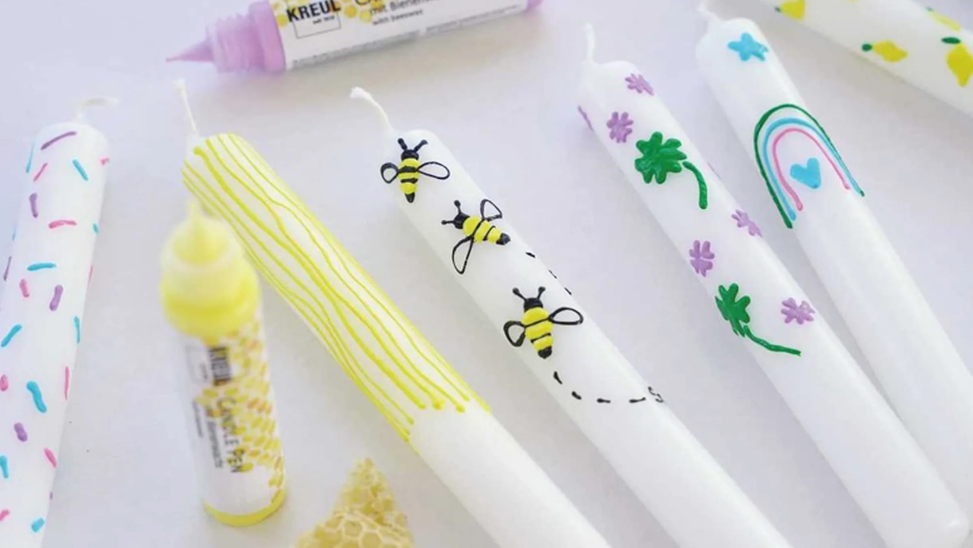 KREUL 49733 - Penna per Candele, Oro Glitterato, 29 ml, Penna per Candele con Punta fine, Vernice con Cera d'api per Decorare e dipingere Le Candele