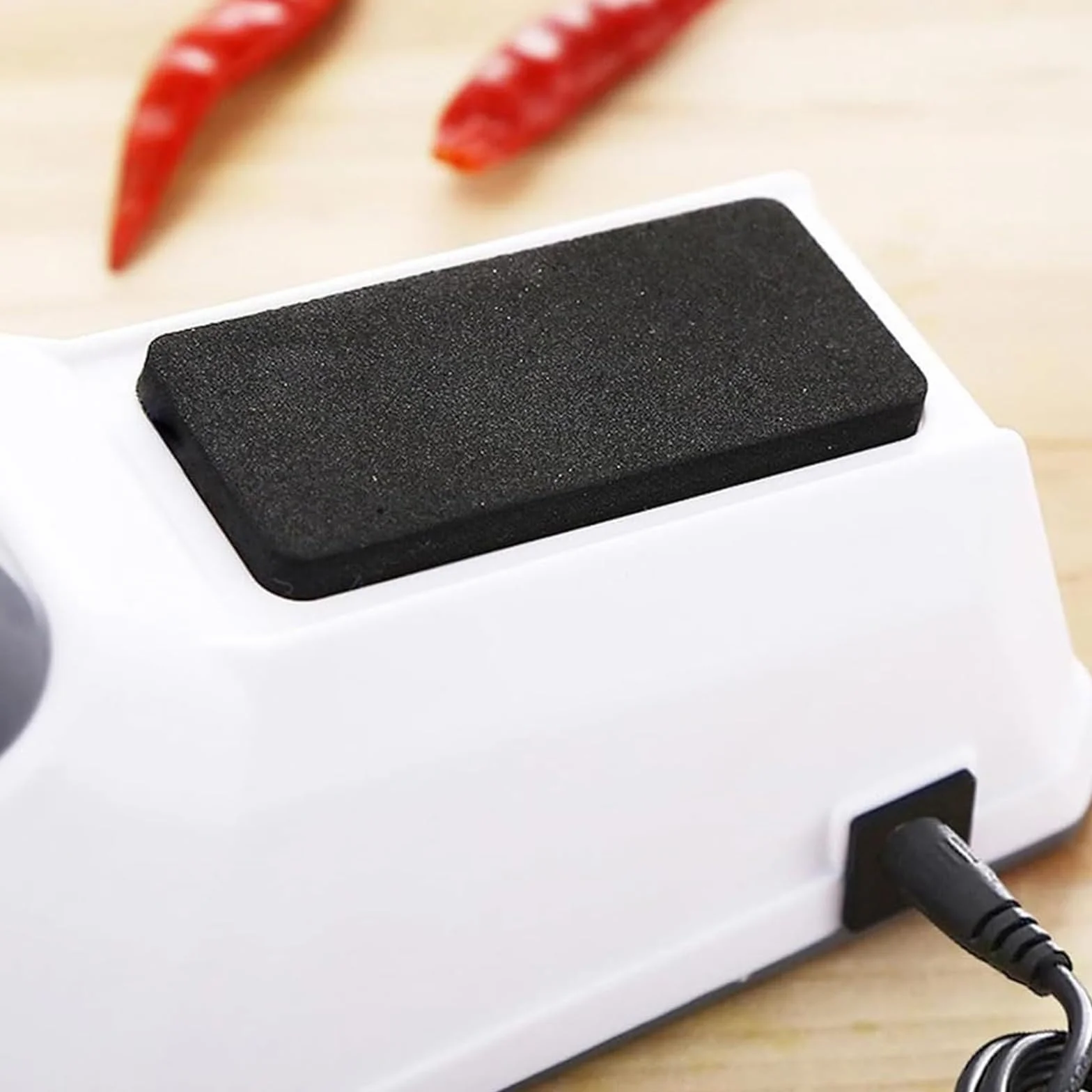 Affilacoltelli elettrico, affilacoltelli a doppia faccia, affilacoltelli elettrico, affilatura rapida in 5 secondi, affilacoltelli automatico for tutti i tipi di coltelli(1pcs)