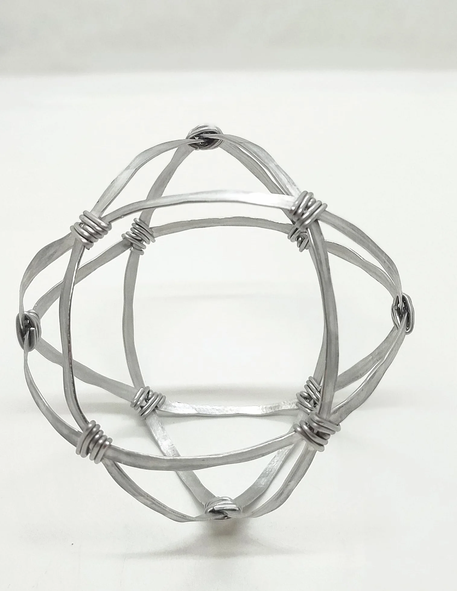 Generico Crystal Genesa Artigianale 11 cm Geometria Sacra Fatta a Mano Struttura Decorativa Energetica