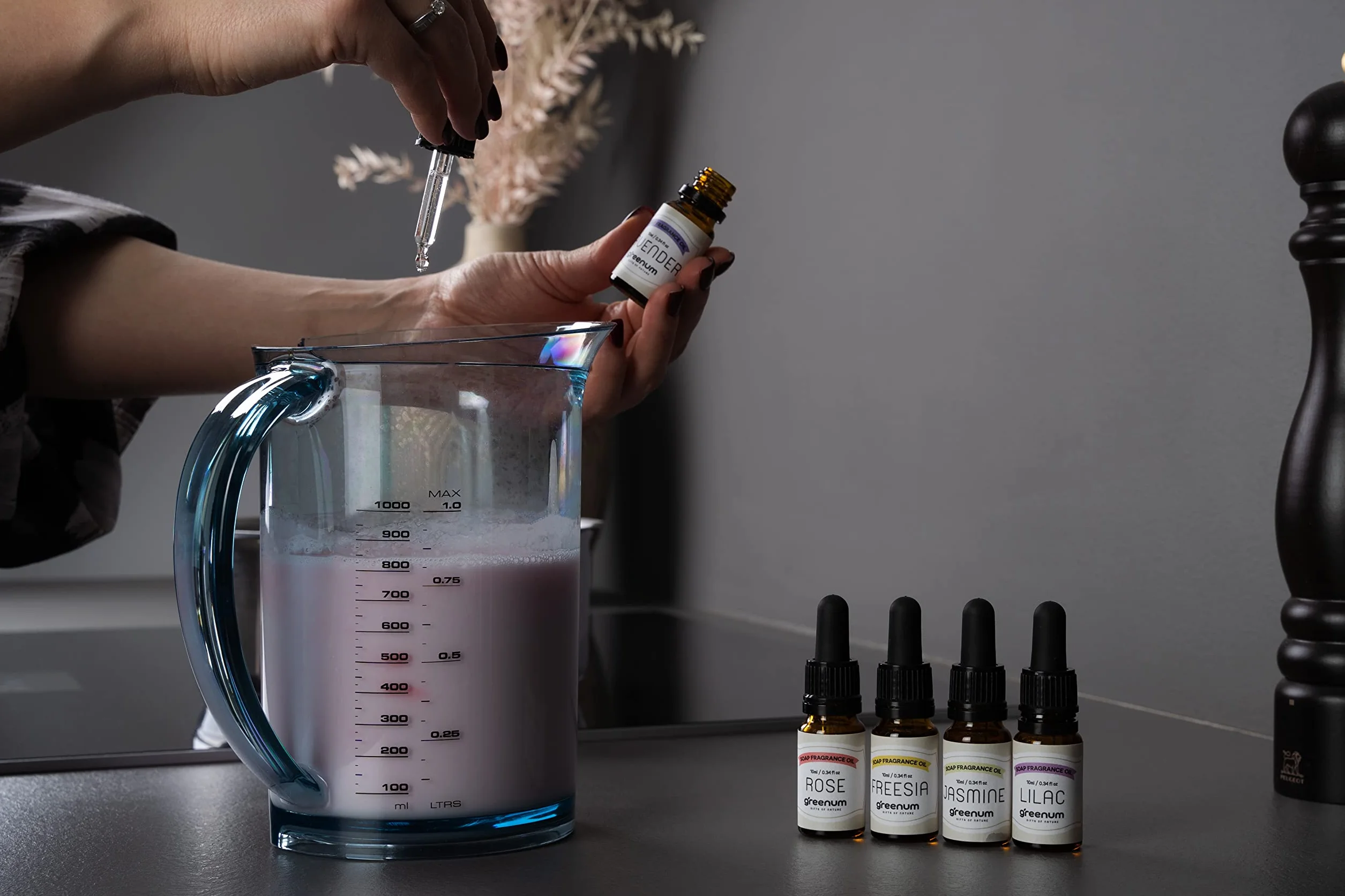 Profumi di sapone, olio profumato per sapone, profumo gelsomino, rosa, lavanda, lilla e fresia, oli profumati per la produzione di sapone, 5 x 10 ml profumi di sapone in bottiglie di vetro