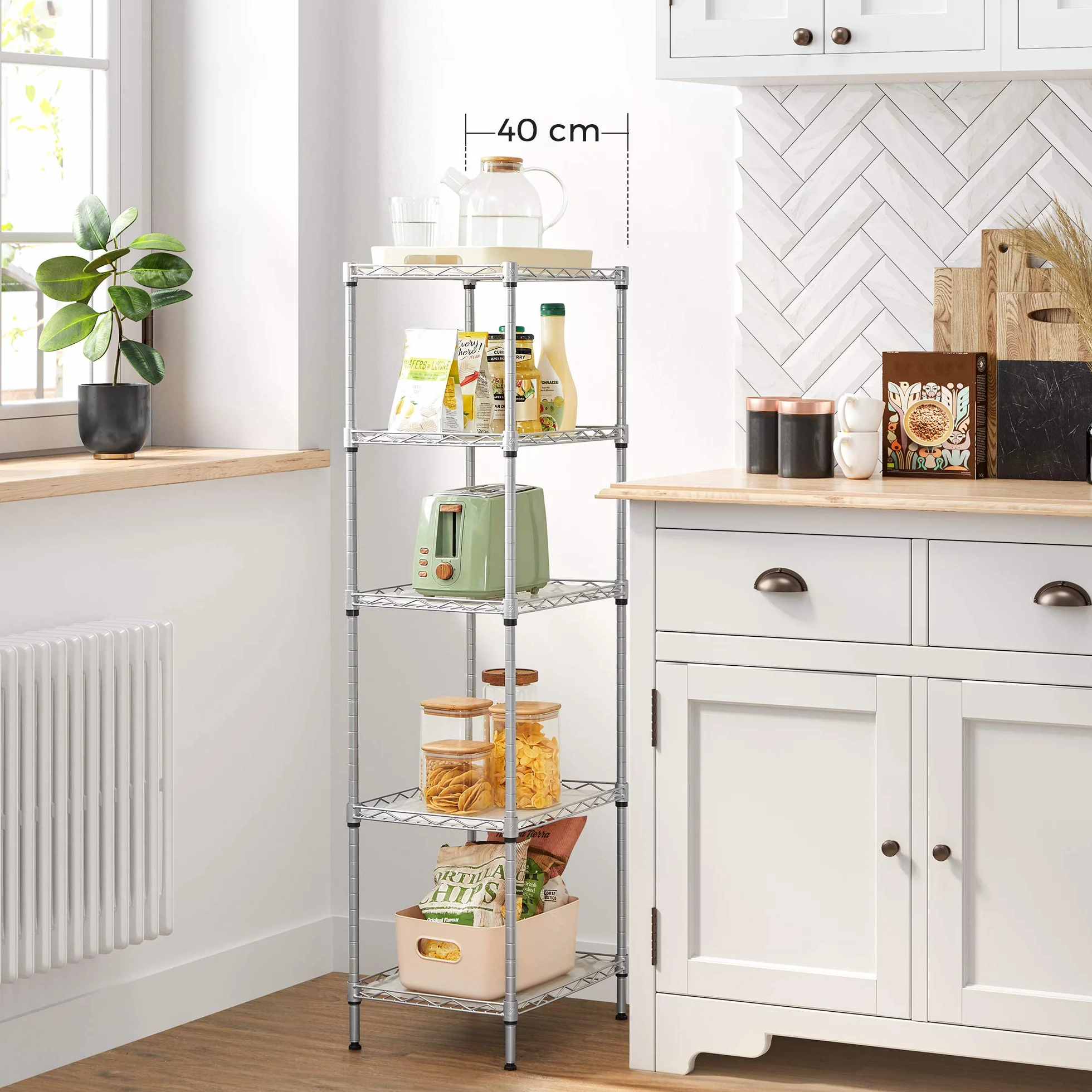 SONGMICS Mensola da cucina, scaffale a 5 livelli, sottile, 8 ganci, mobile da bagno, tavola in plastica, regolabile in altezza, in metallo, per cucina, argento LGR115E01